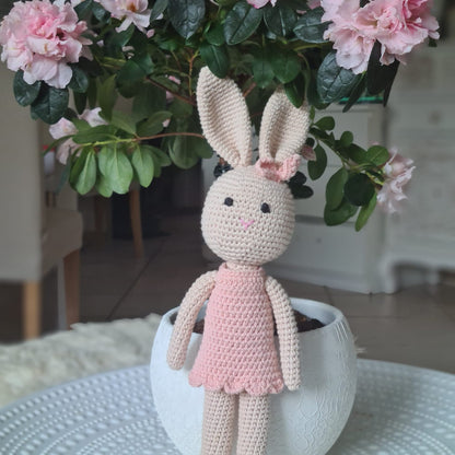 Handgemachter gestrickter Plüschtier Häschen "Luna"
