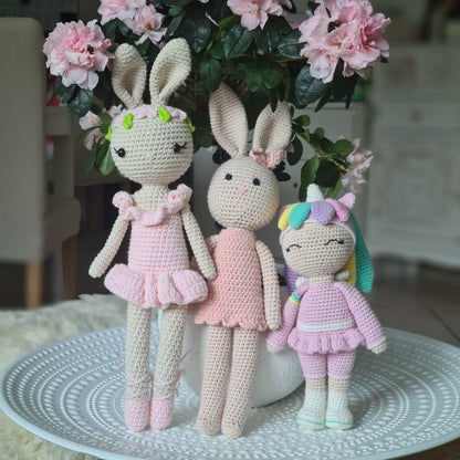 Handgemachter gestrickter Plüschtier Häschen "Luna"